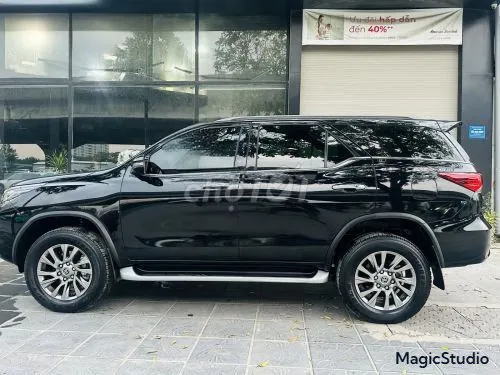 Toyota Fortuner 2022 photo 3