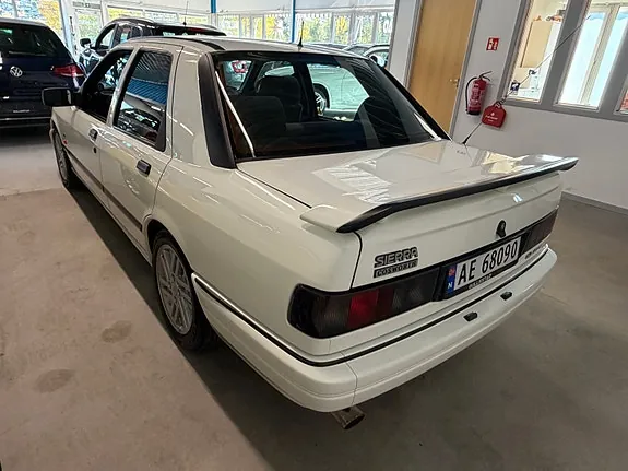 Ford Sierra 1990 photo 5