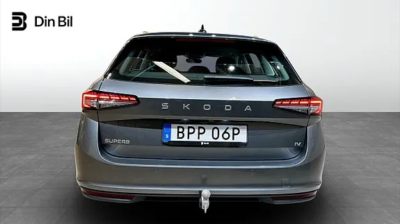 Skoda Superb 2025 photo 5