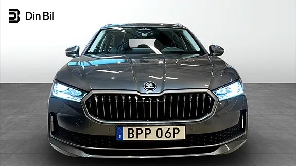 Skoda Superb 2025 photo 4