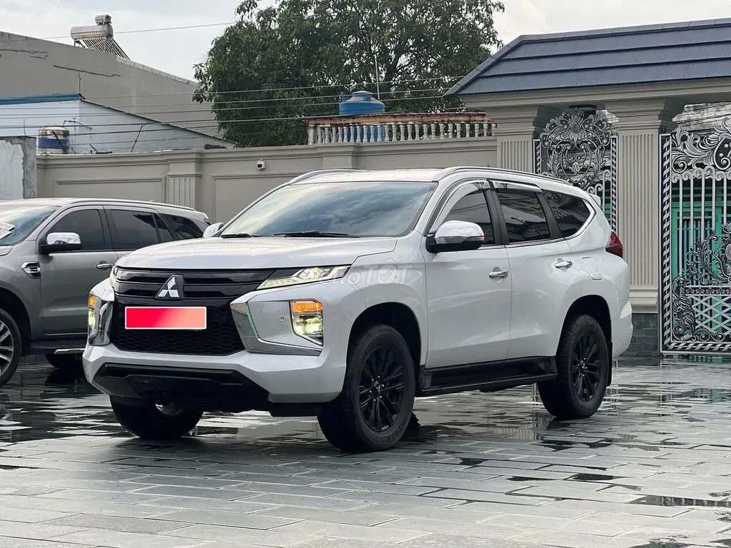 Mitsubishi Pajero Sport 2023 photo 2