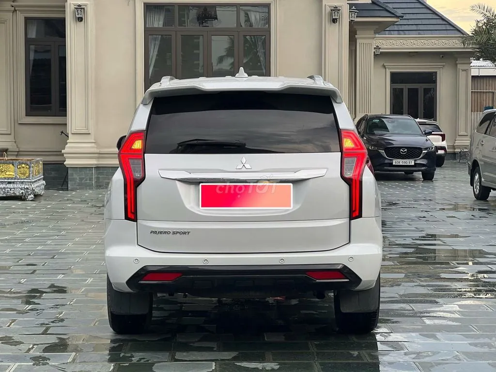 Mitsubishi Pajero Sport 2023 photo 4