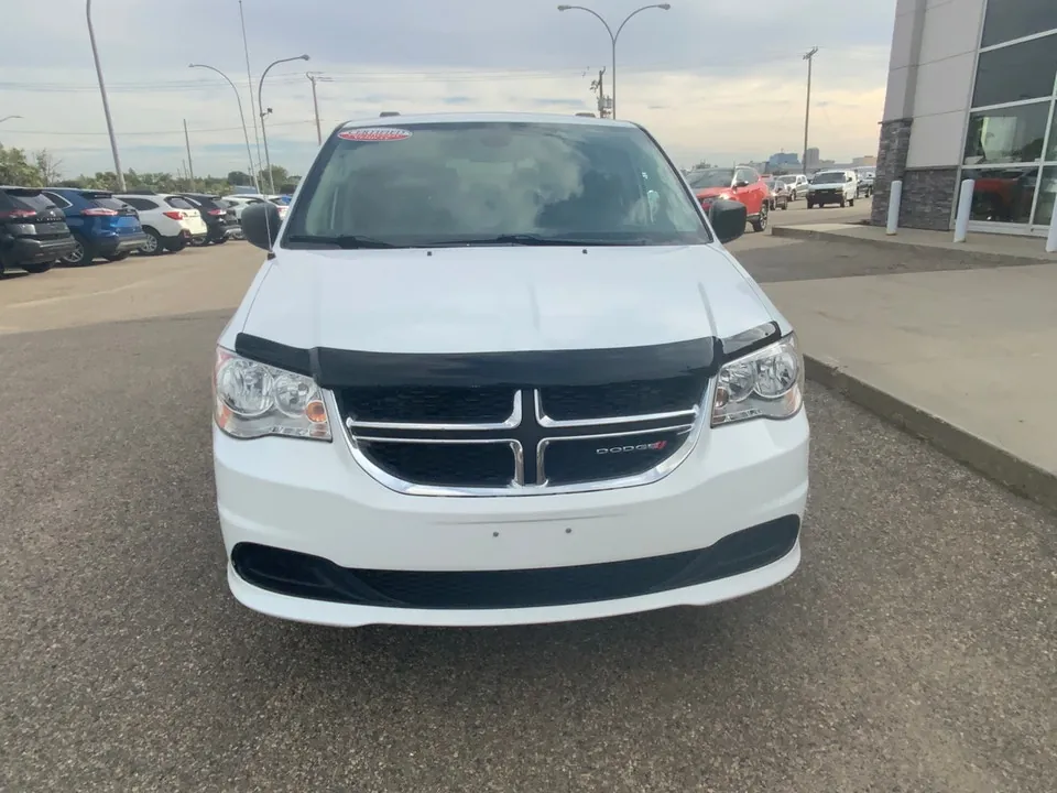 Dodge Grand Caravan 2018 photo 2
