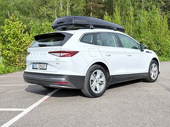 Skoda Enyaq 2022 photo 3