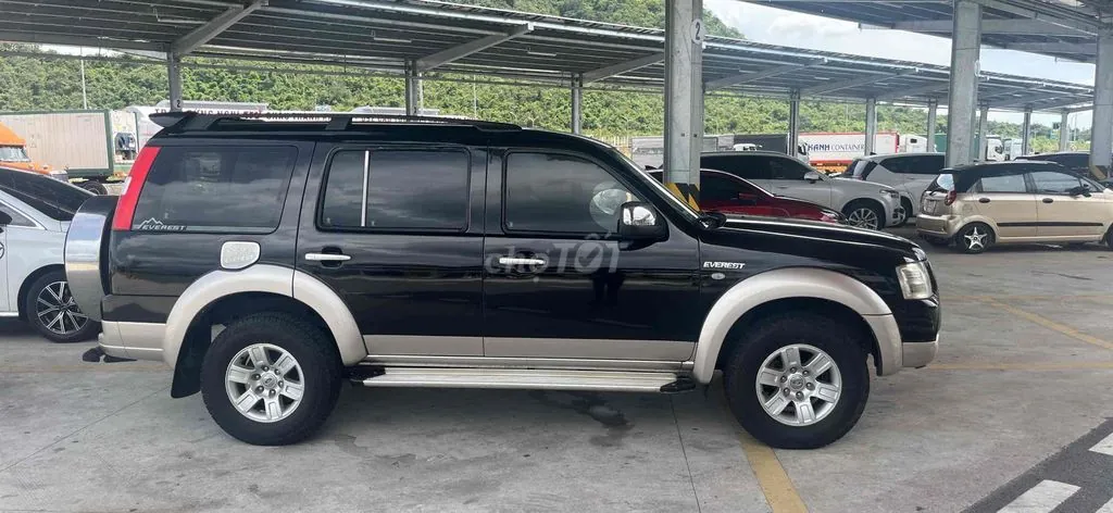 Ford Everest 2007 photo 2