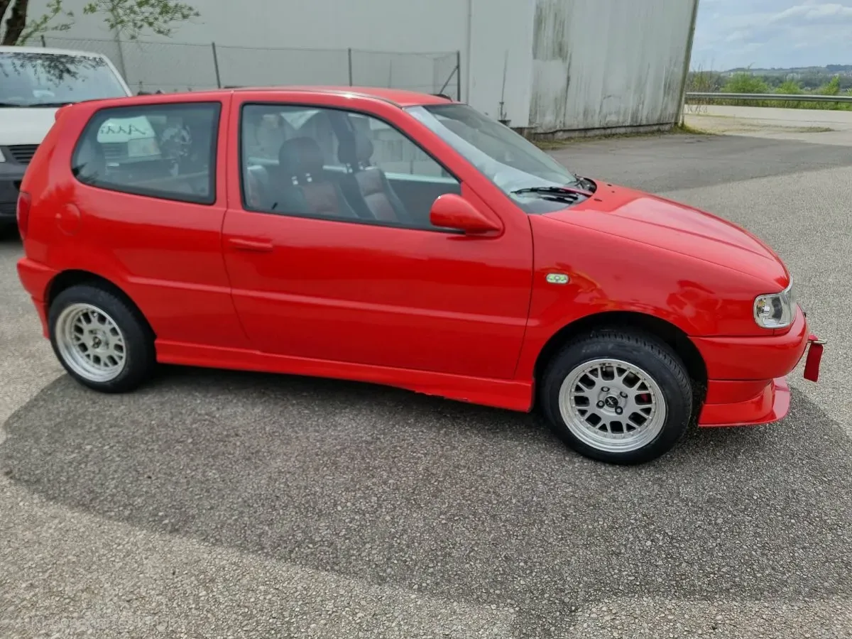 Volkswagen Polo 1995 photo 3