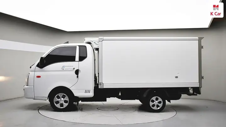 Hyundai Porter 2 2024 photo 2