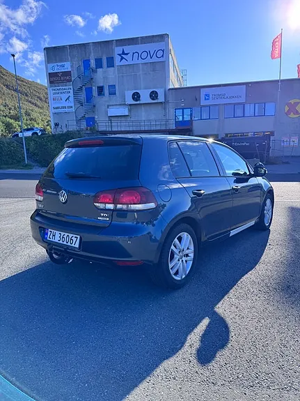 Volkswagen Golf 2012 photo 3