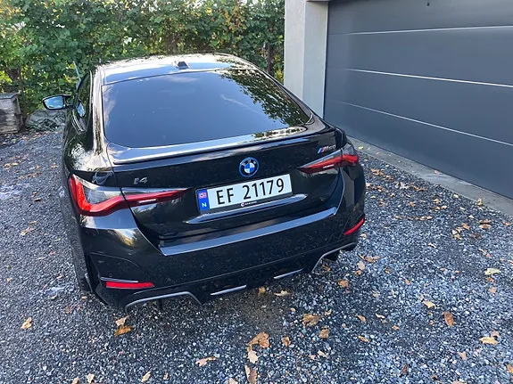 BMW I4 2023 photo 3