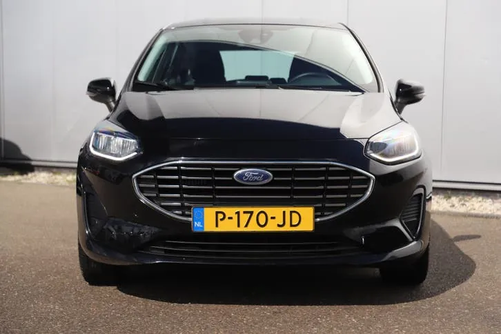 Ford Fiesta 2022 photo 2