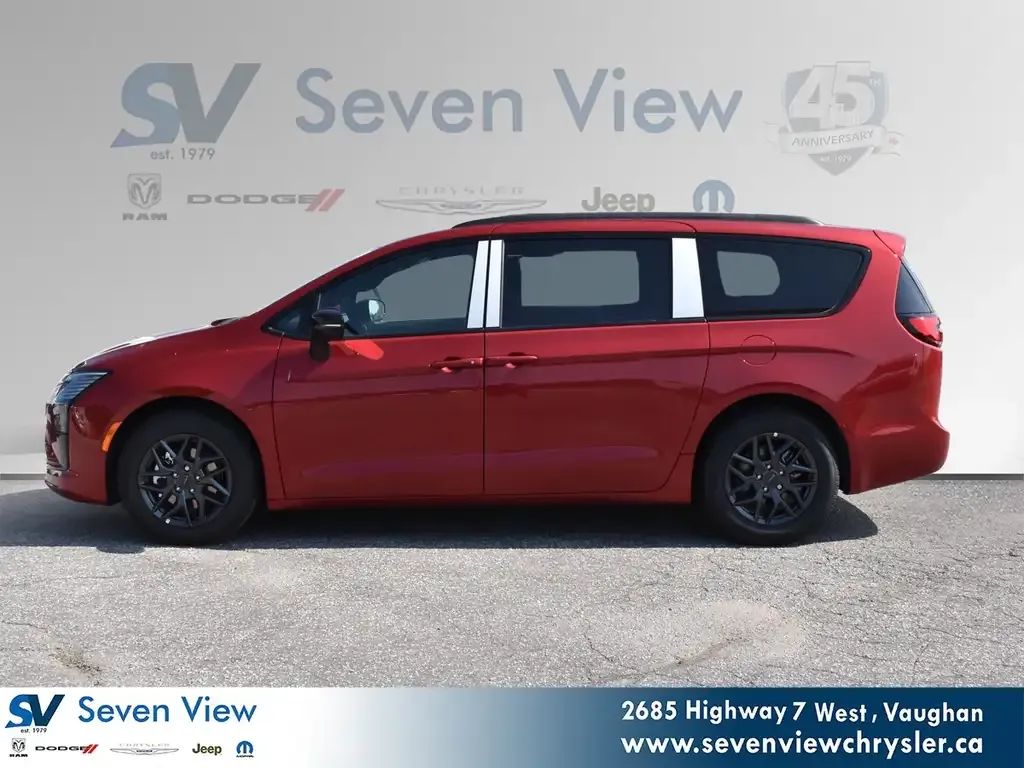 Chrysler Pacifica 2027 photo 2