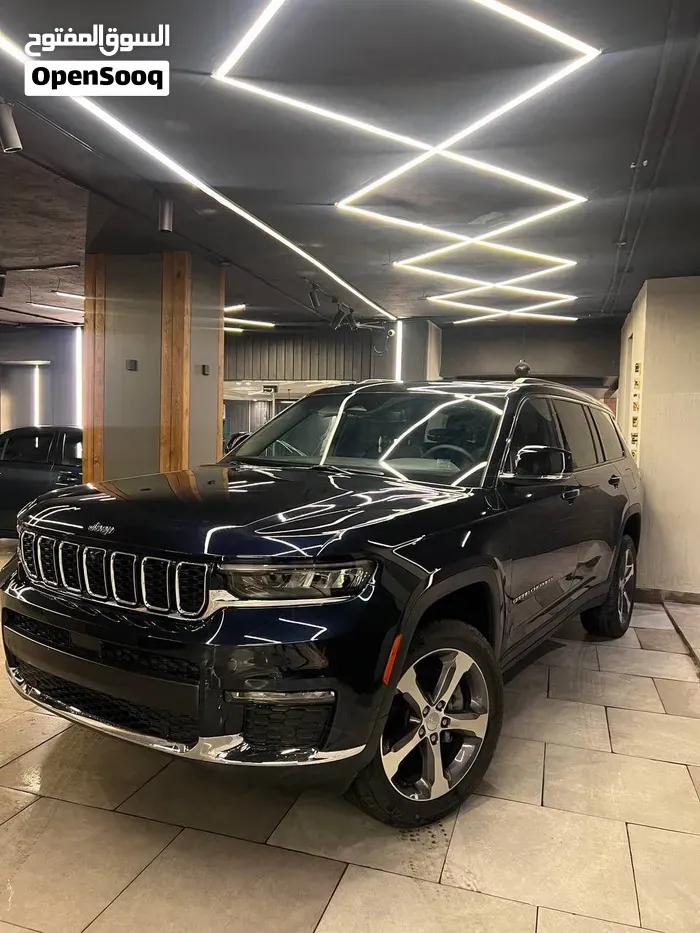 Jeep Grand Cherokee 2024 photo 2