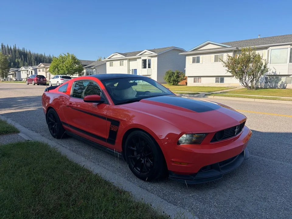 Ford Mustang 2012 photo 3