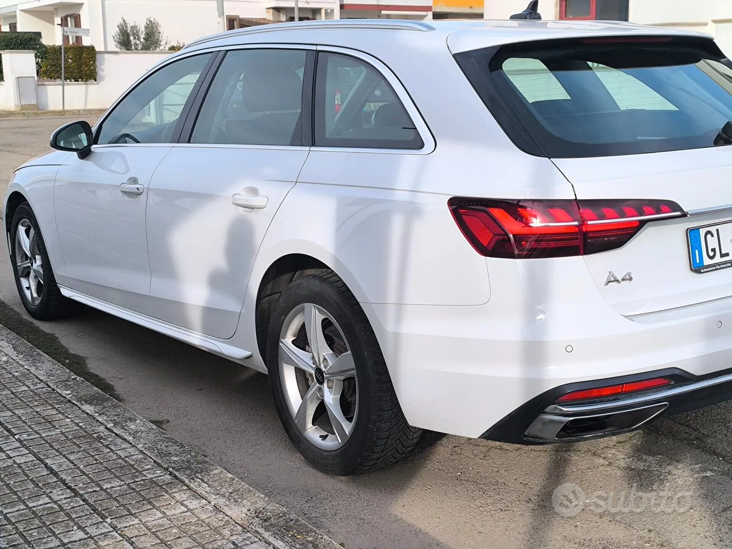 Audi A4 Avant 2022 photo 3