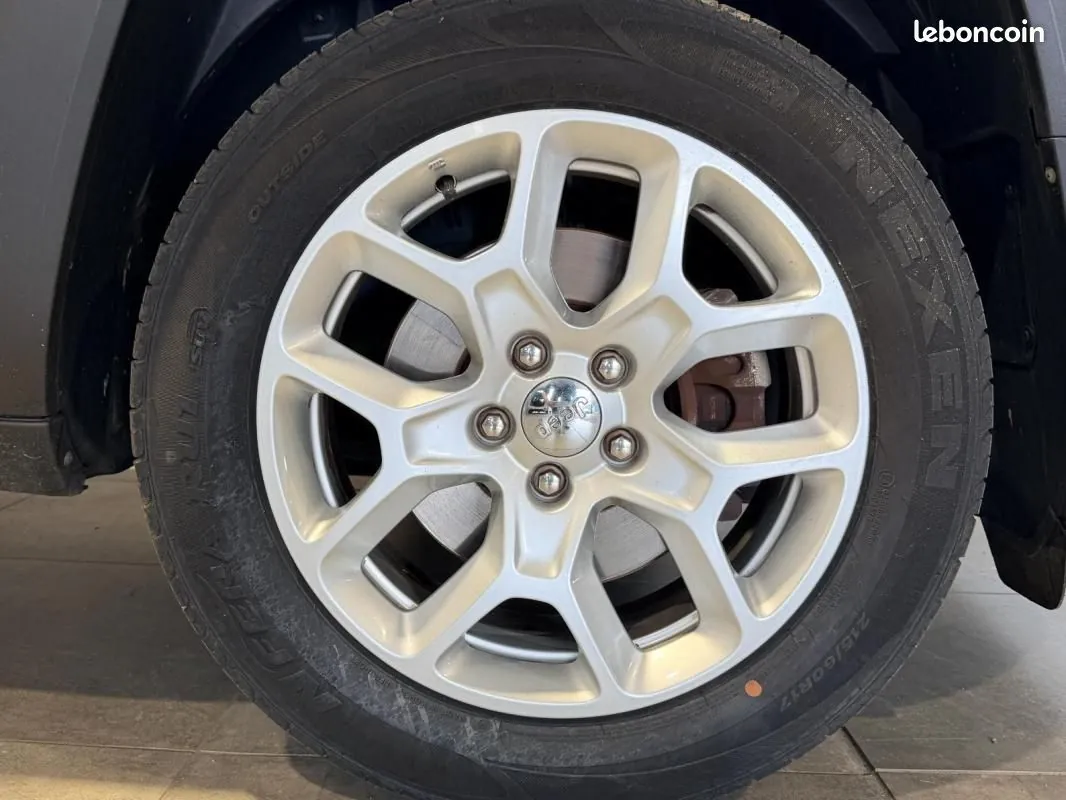 Jeep Renegade 2018 photo 2