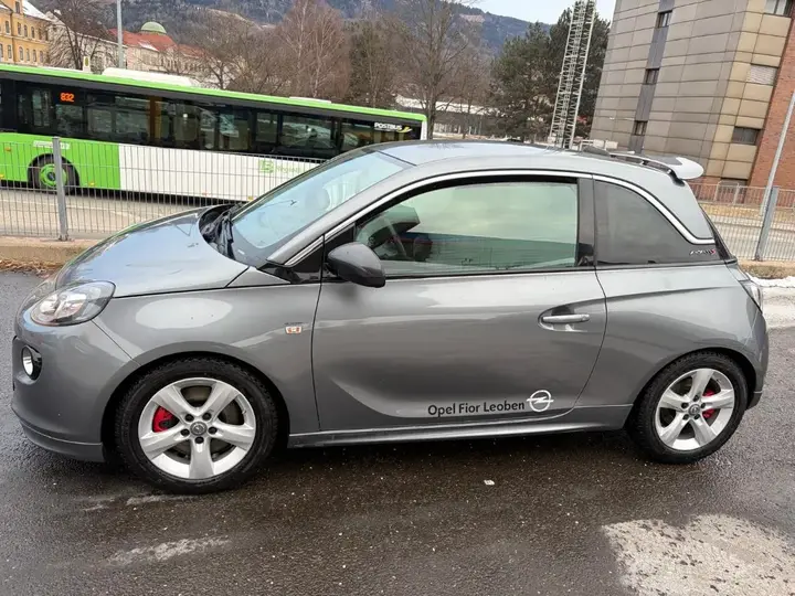Opel Adam