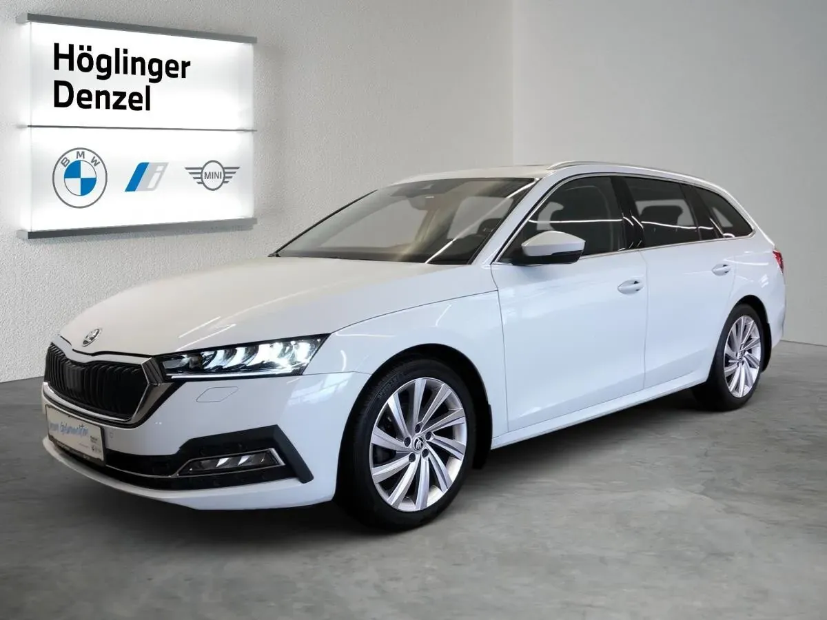 Skoda Octavia 2023 photo 2