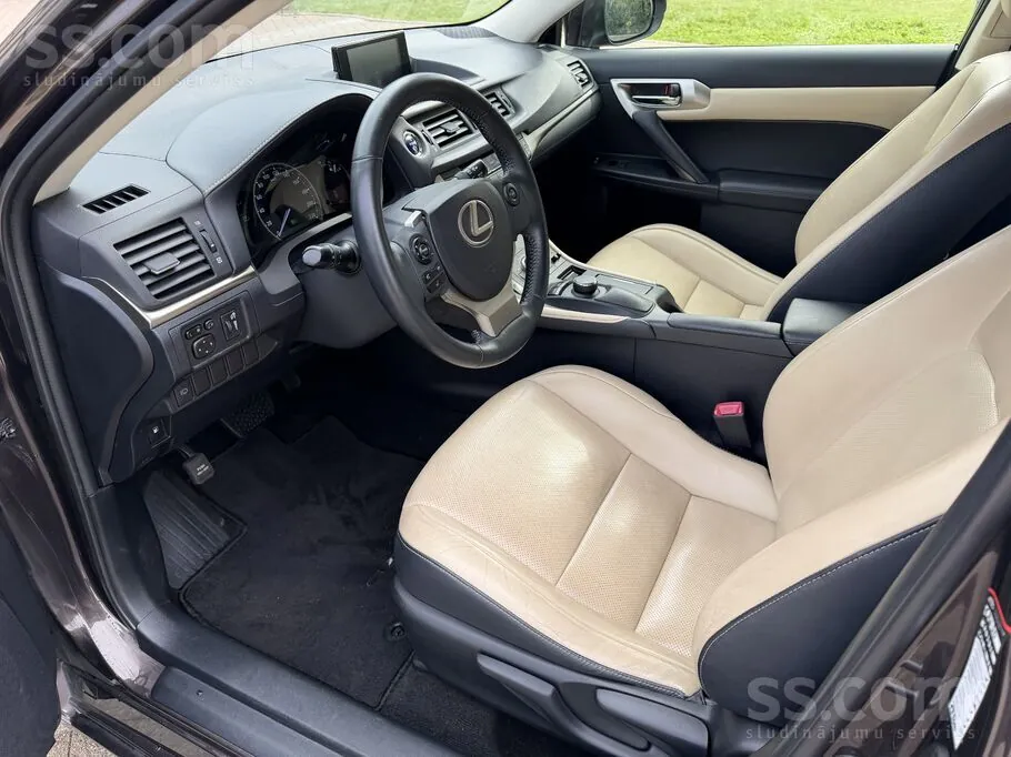 Lexus Ct 2015 photo 5