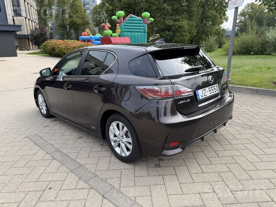 Lexus Ct 2015 photo 4