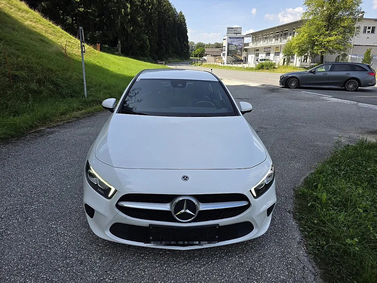 Mercedes-Benz A-Class 2022 photo 3