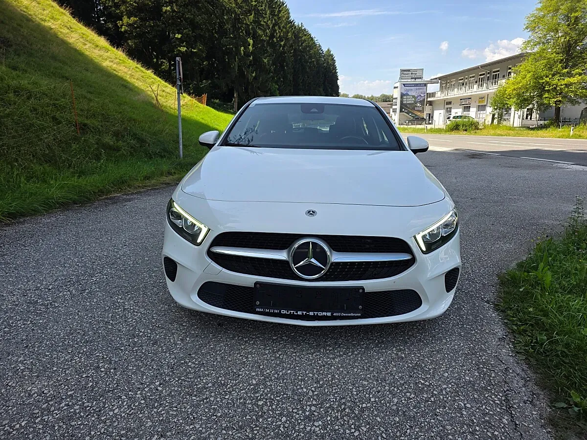 Mercedes-Benz A-Class 2022 photo 2