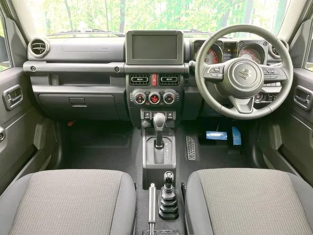 Suzuki Jimny 2025 photo 2