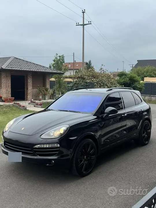 Porsche Cayenne 2014 photo 2