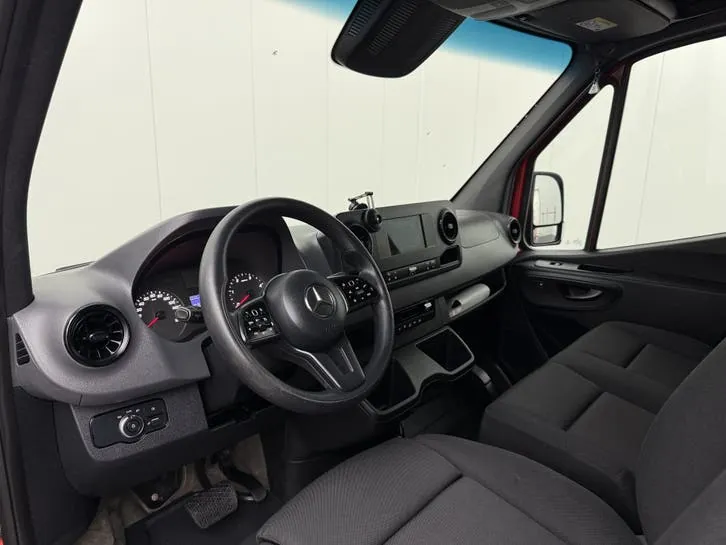 Mercedes-Benz Sprinter 2021 photo 3