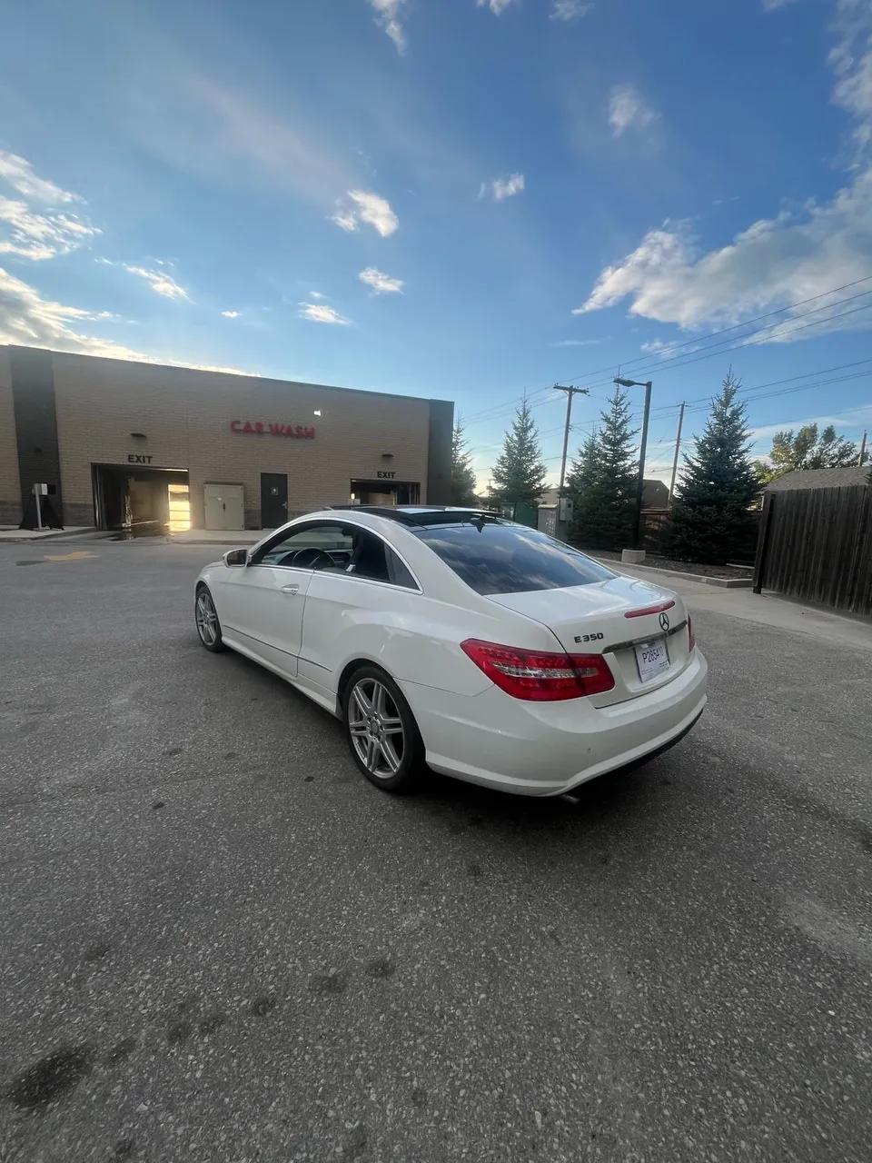 Mercedes-Benz E-Class 2010 photo 4