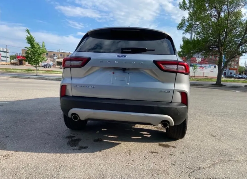 Ford Escape 2024 photo 3