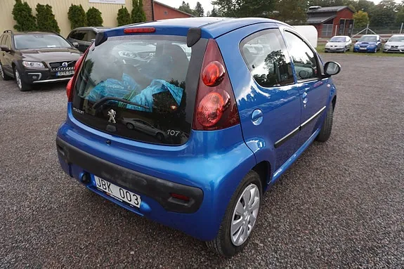 Peugeot 107 2012 photo 3