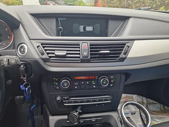 BMW X1 2011 photo 3