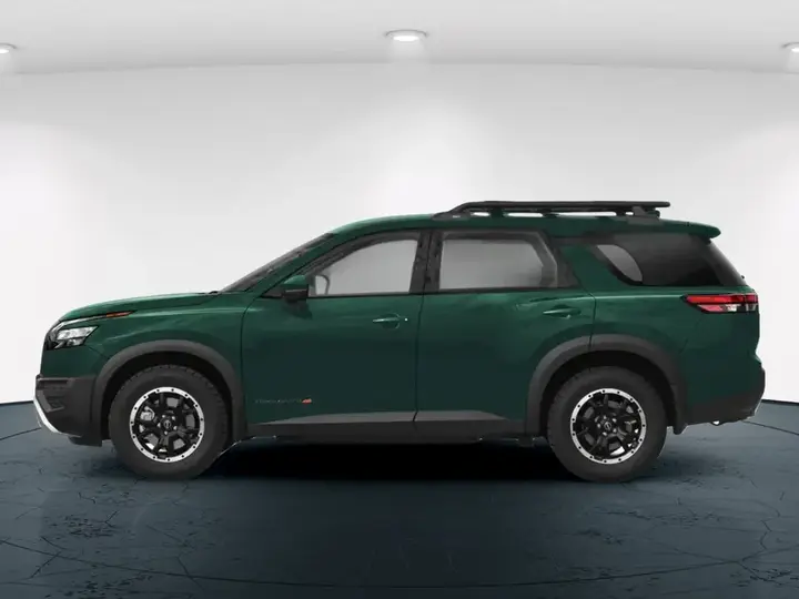 Nissan Pathfinder 2023 photo 3