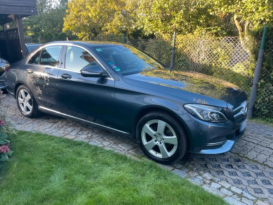 Mercedes-Benz C180