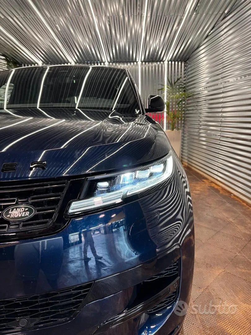 Land Rover Range Rover Sport 2024 photo 4