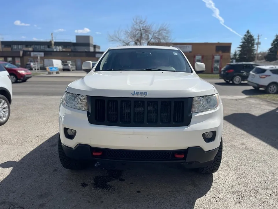 Jeep Grand Cherokee 2011 photo 2