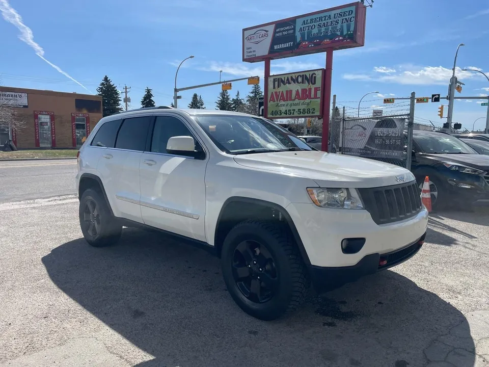 Jeep Grand Cherokee 2011 photo 3