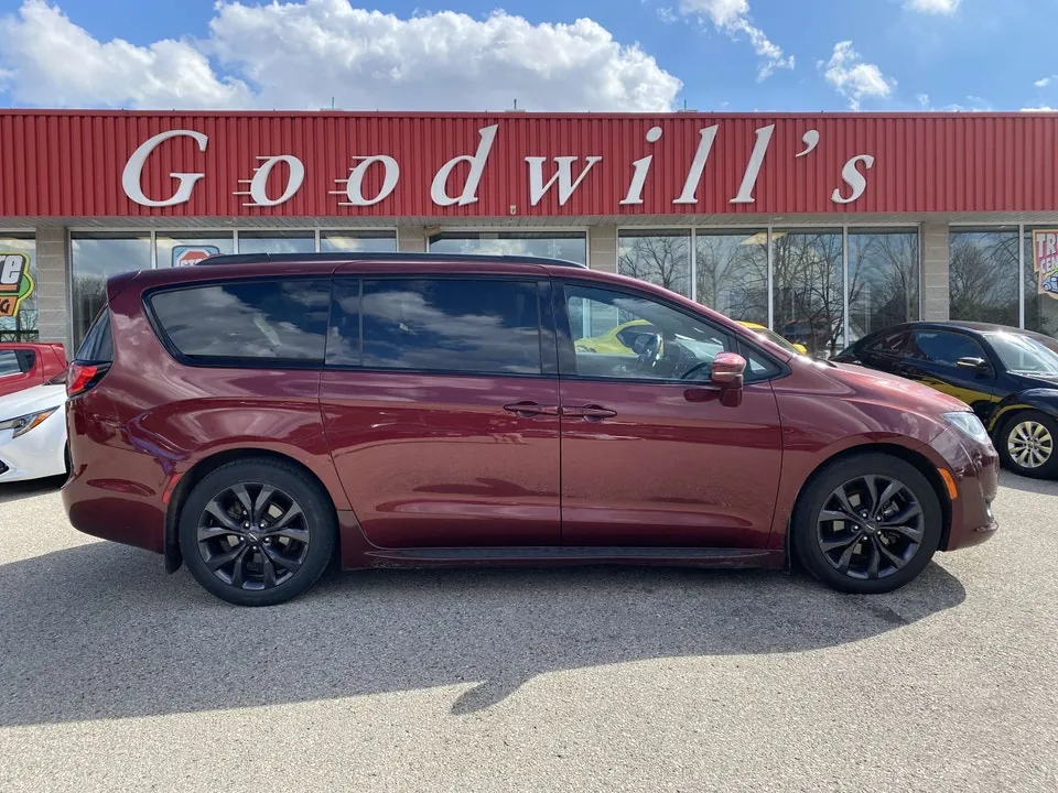 Chrysler Pacifica