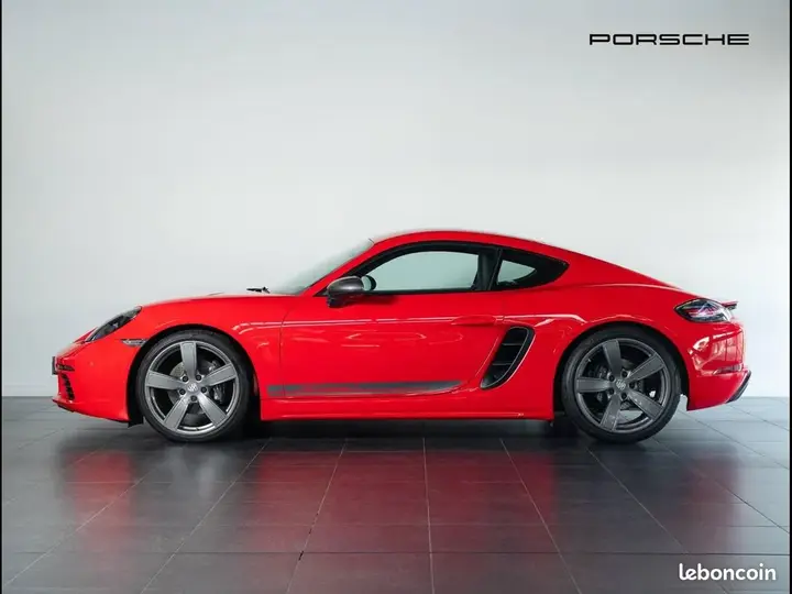 Porsche Cayman 2019 photo 2