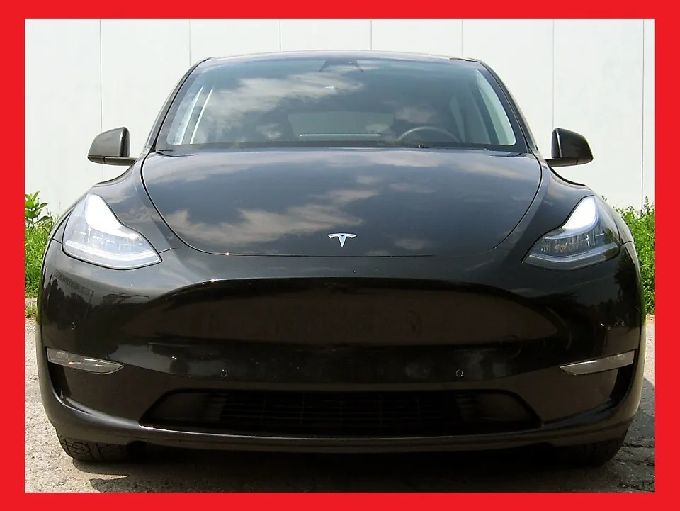 Tesla Model Y 2022 photo 3