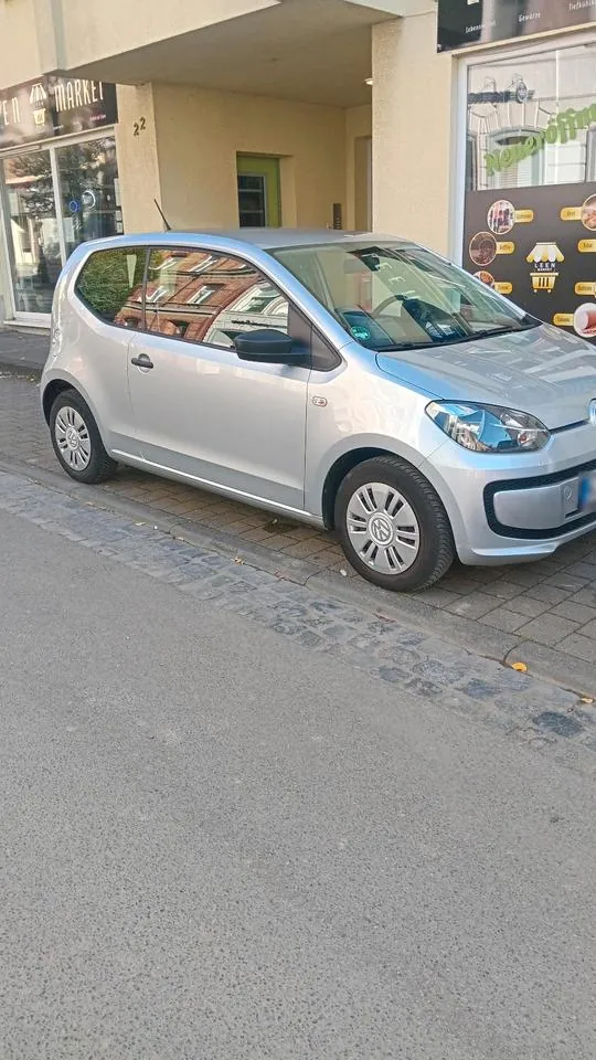 Volkswagen Up