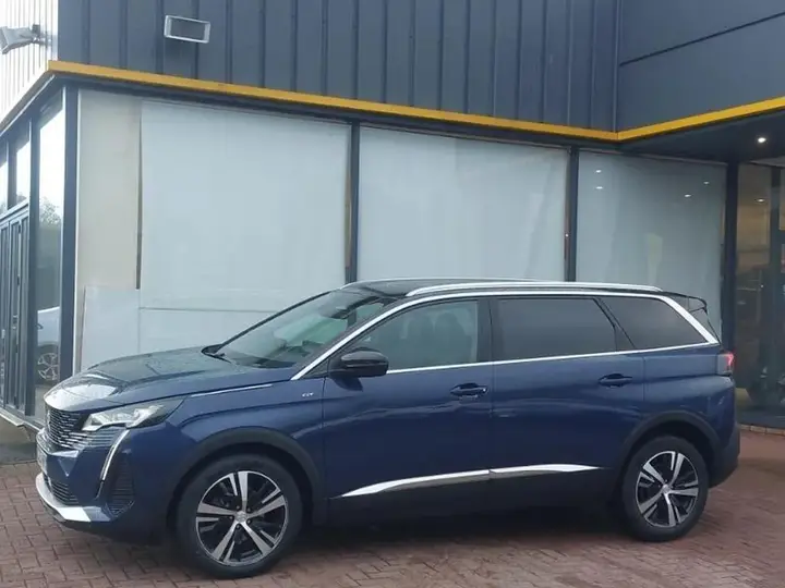 Peugeot 5008 2023 photo 4