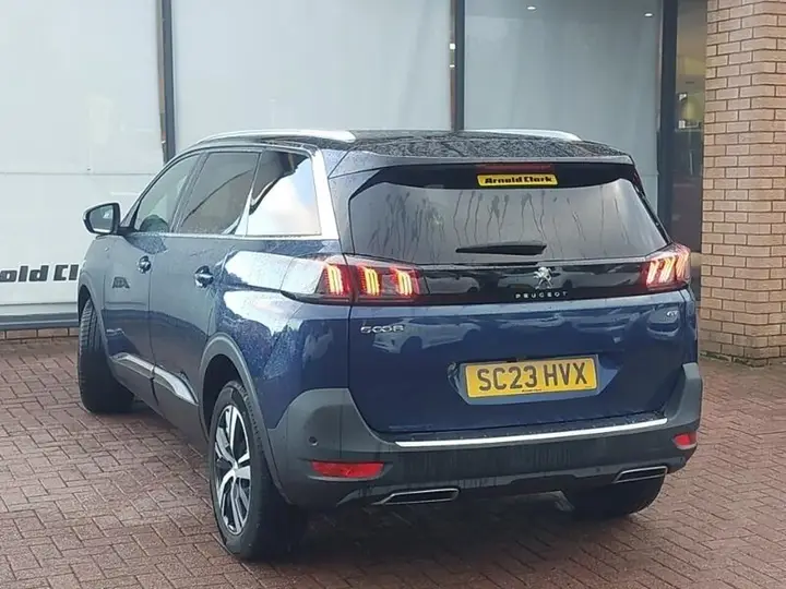 Peugeot 5008 2023 photo 2