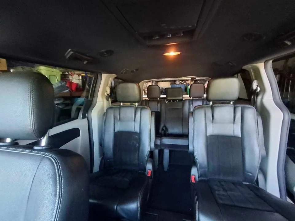 Dodge Grand Caravan 2016 photo 3