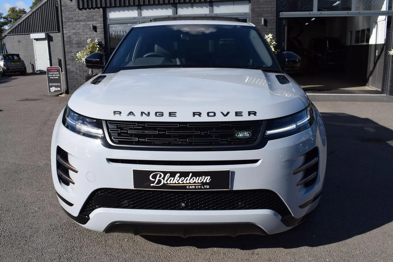Land Rover Range Rover Evoque 2024 photo 2
