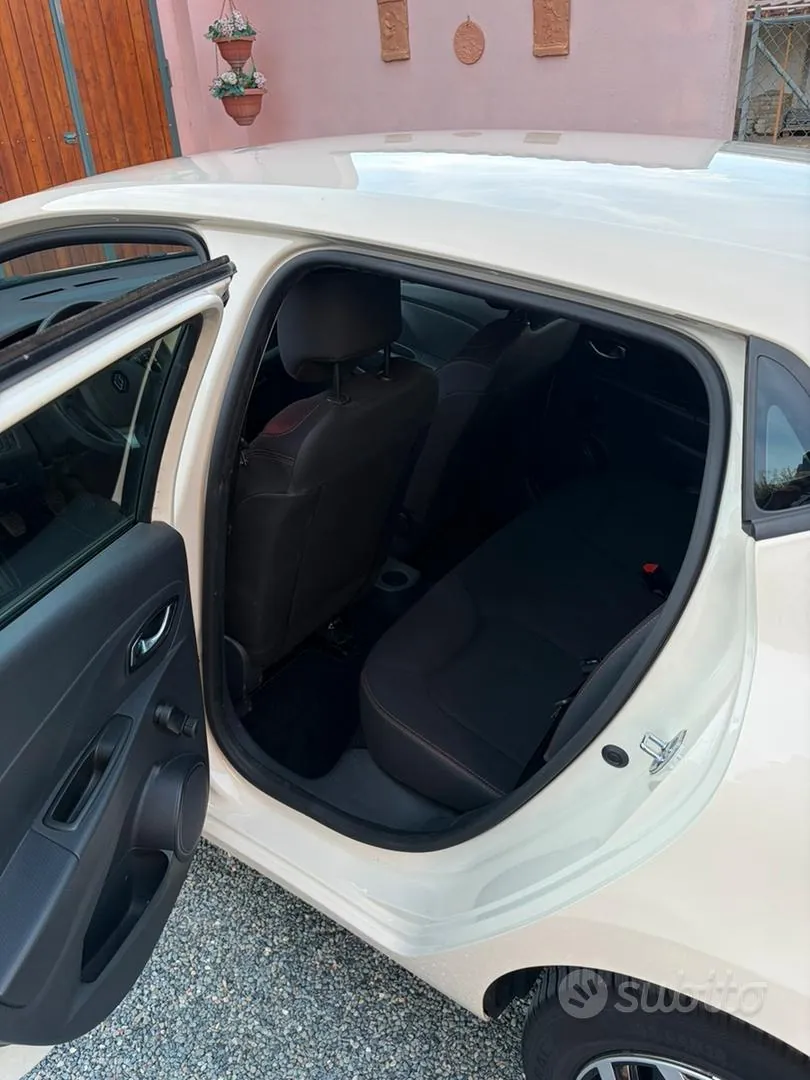 Renault Clio 2016 photo 5