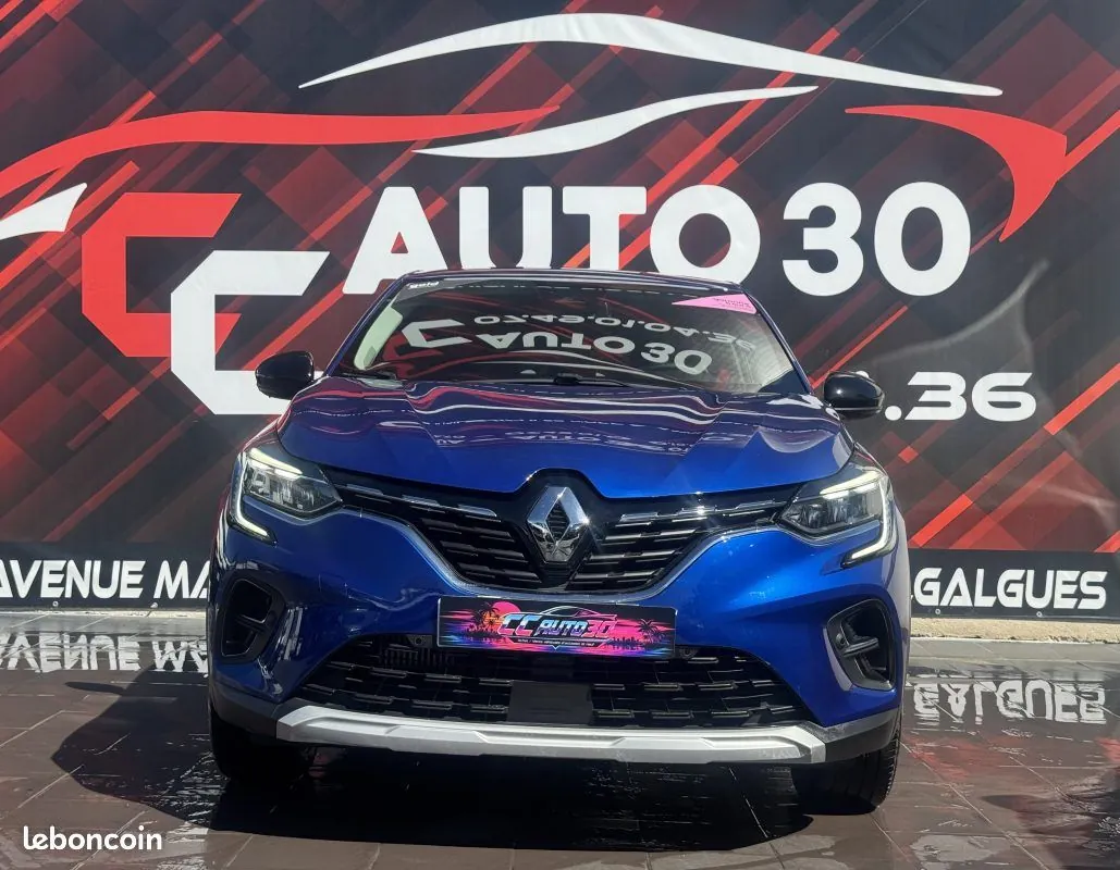 Renault Captur 2023 photo 2