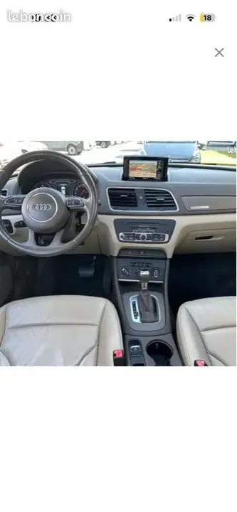 Audi Q3 2012 photo 3