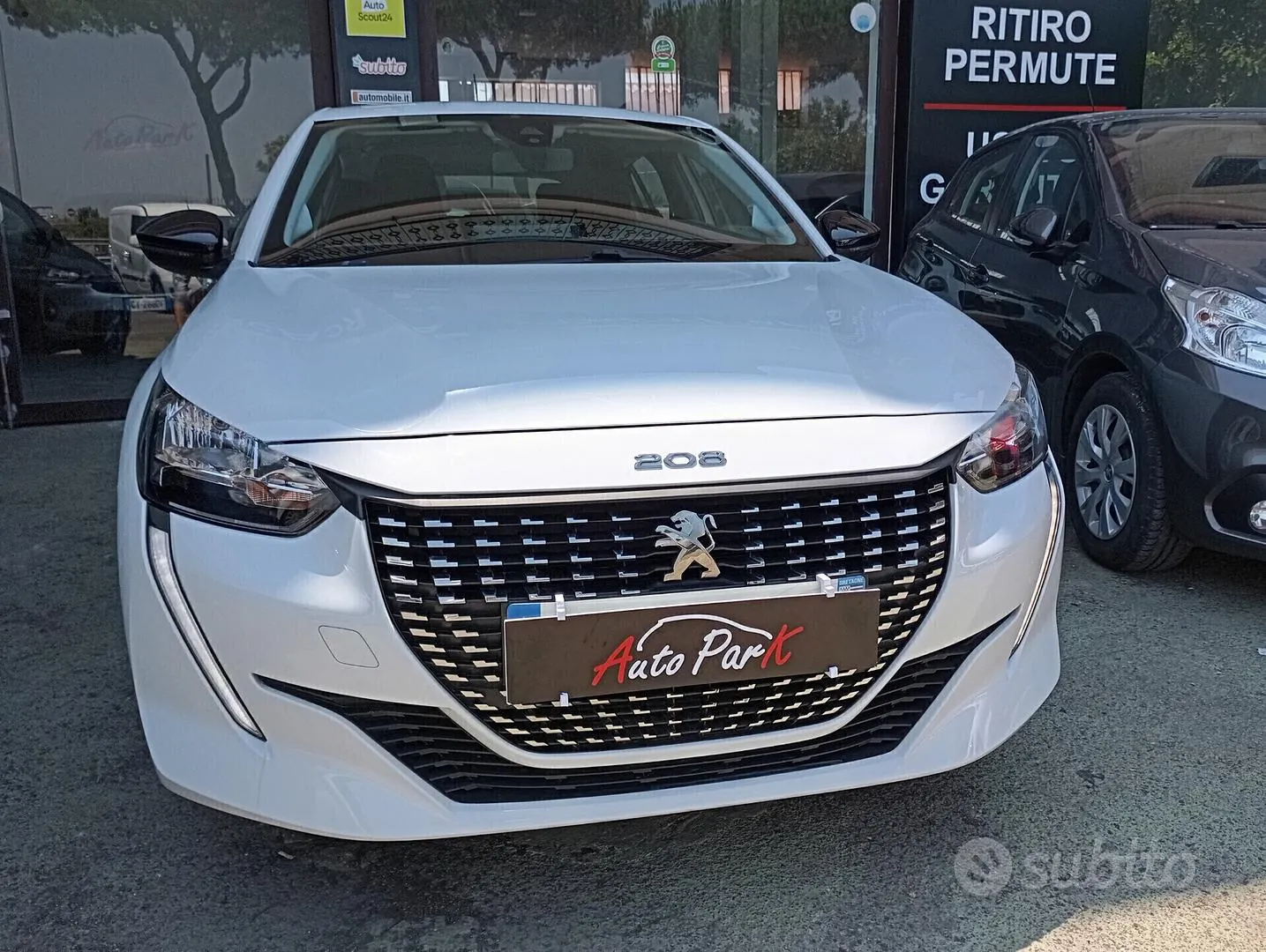 Peugeot 208 2022 photo 3