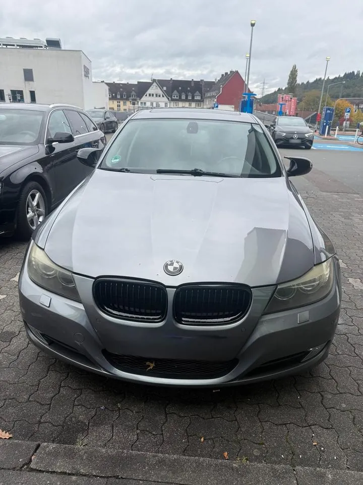 BMW E90